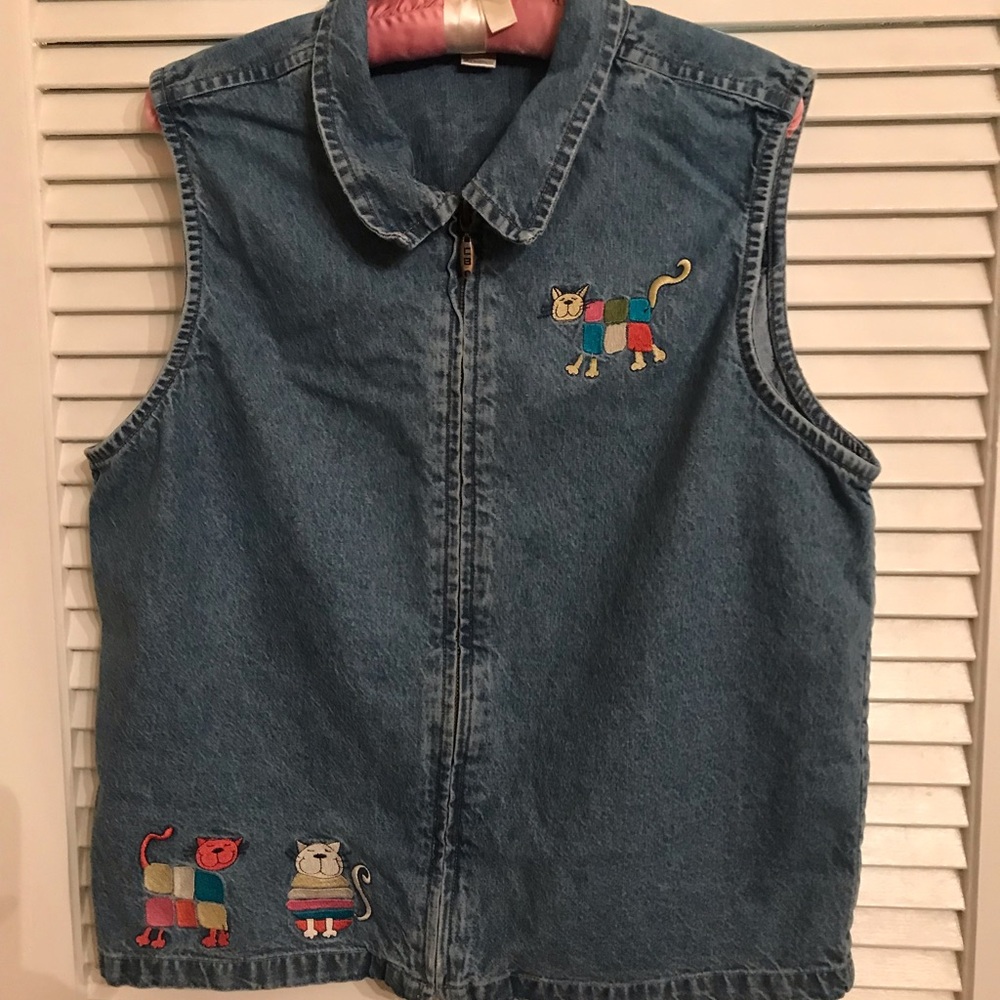 Vintage Christopher & Banks Size Medium Embroidered Cats Denim Blue Jean Vest